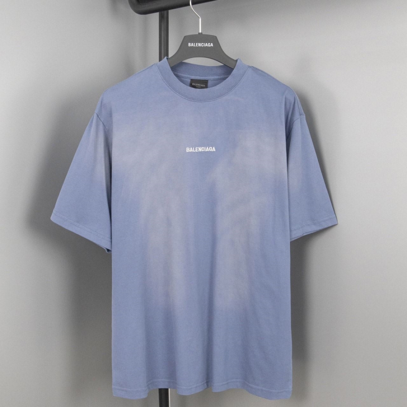 Ba*len*cia*ga t-shirts